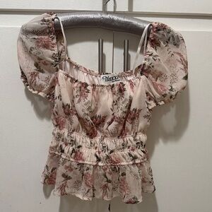 Trixxi Pink Floral Puff Sleeve Blouse